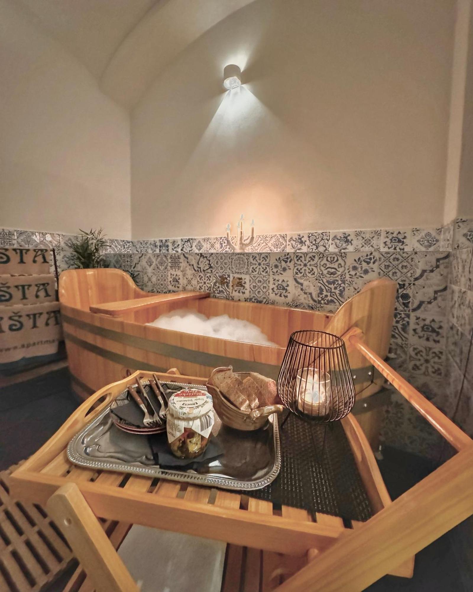 Apartmany Basta & Wellness ซูชิเซ ภายนอก รูปภาพ