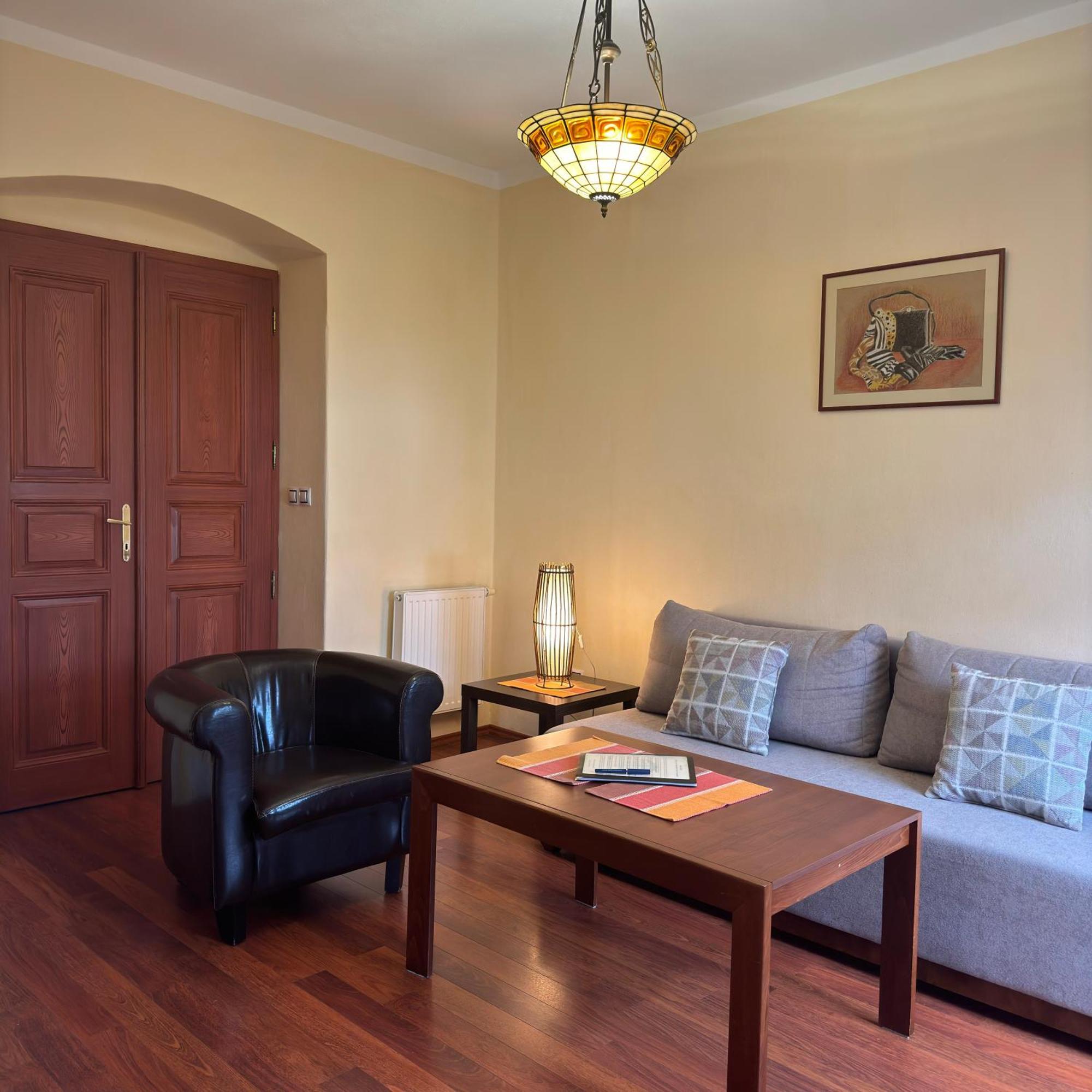 Apartmany Basta & Wellness ซูชิเซ ภายนอก รูปภาพ